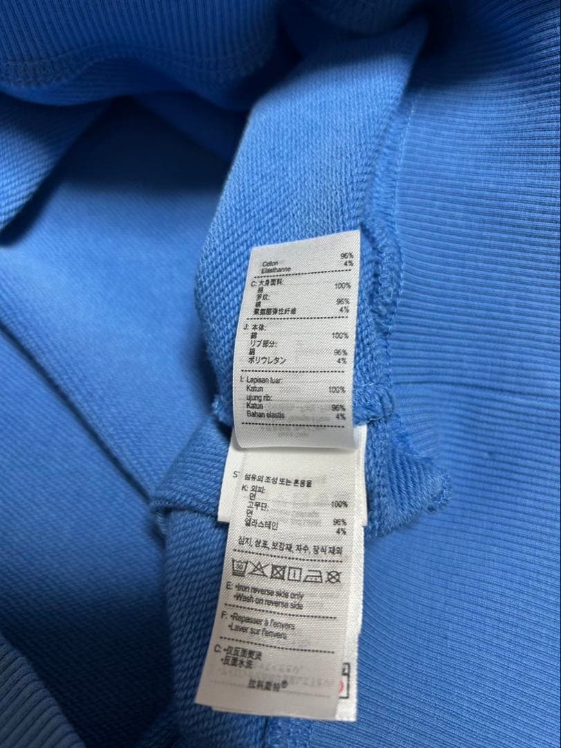 LACOSTE × NETFLIX ワニロゴクルーネックスウェット　トレーナー