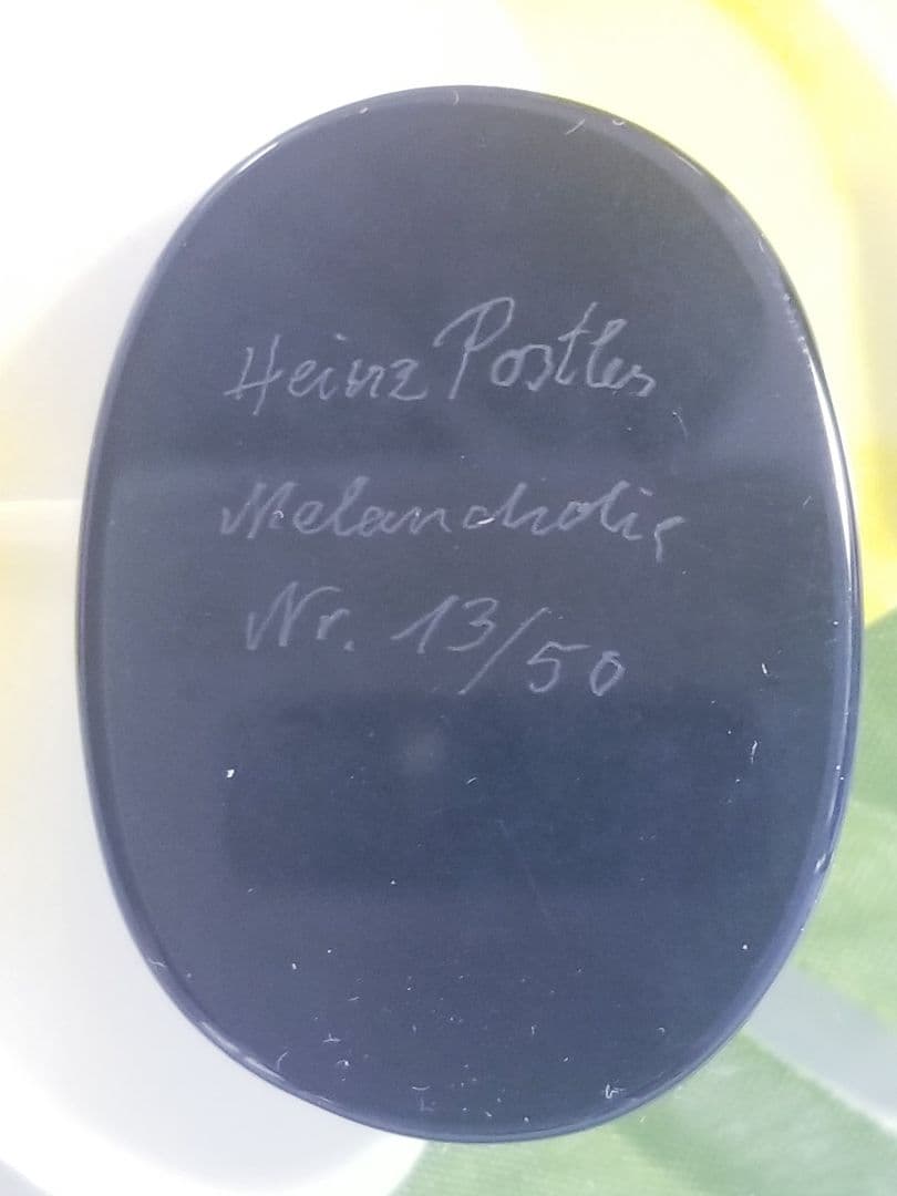 herb　KM-124 【ハンズ・ペーター・ミュラー】作青瑪瑙カメオルース