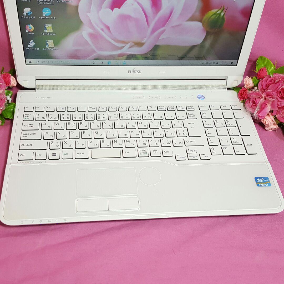 最新Windows11/Core-i7/新品SSD512GB/メモリ8G/カメラ