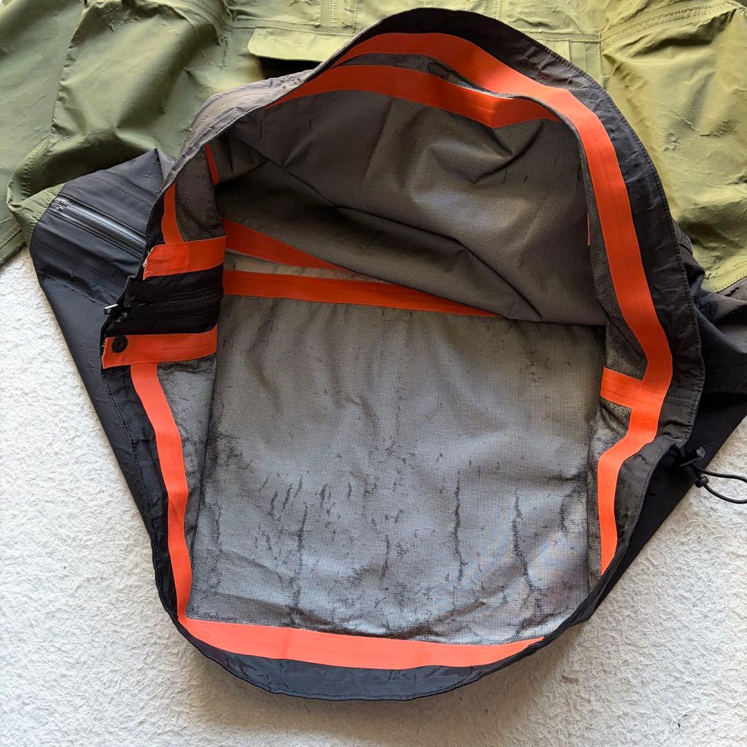 コムデギャルソンオム アノラックパーカー ナイロン カーキ L AD2017