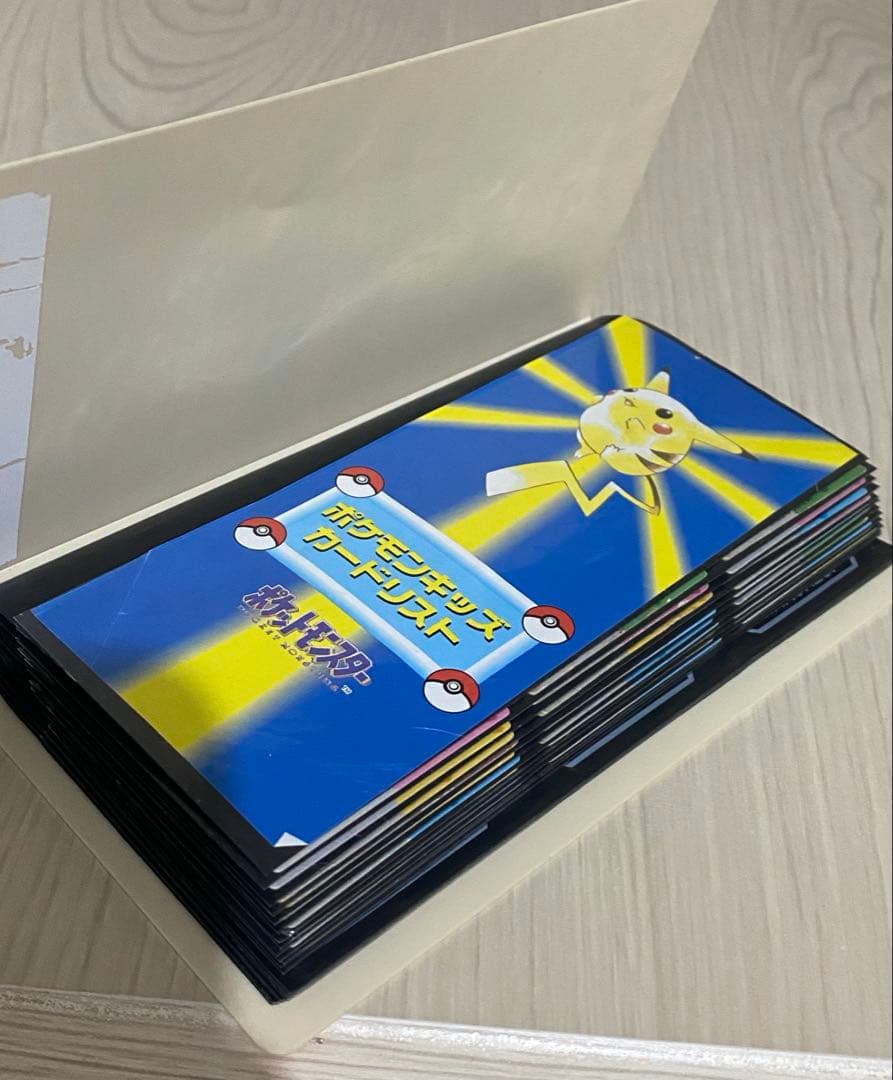 ポケモンキッズ カード70枚セット ピカチュウ ミュウツー カイリュー イーブイ