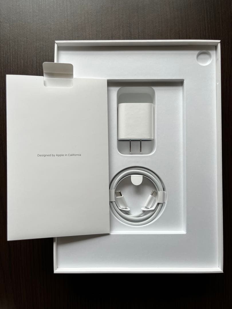 Apple iPad Air (M2) 11インチ Wi-Fiモデル　A2902