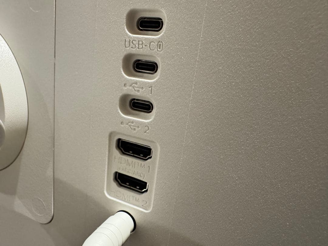 LG Smart Monitor Swing 32U889SA-W 本体のみ①