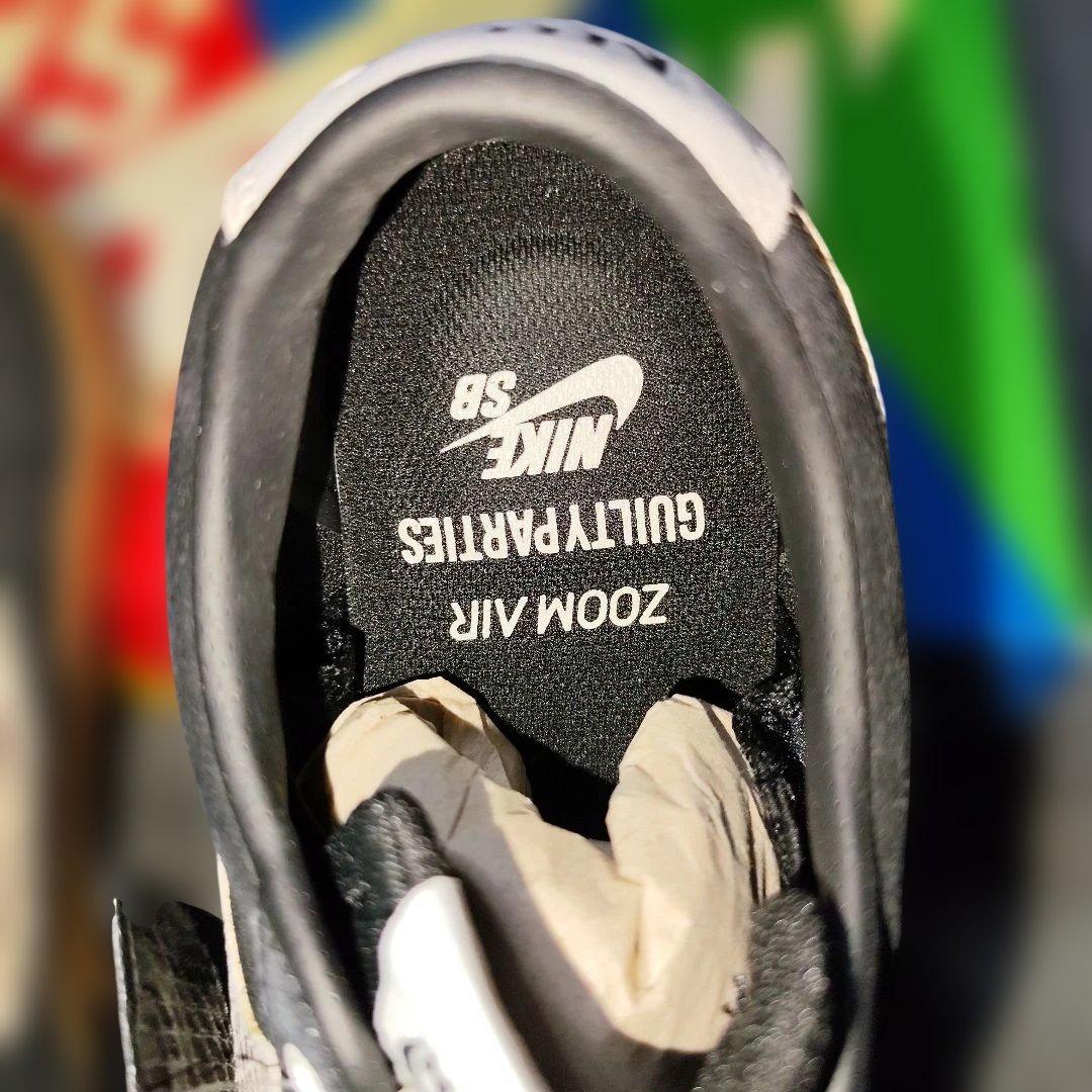 NIKE SB ZOOM BLAZER　×　ワコマリア