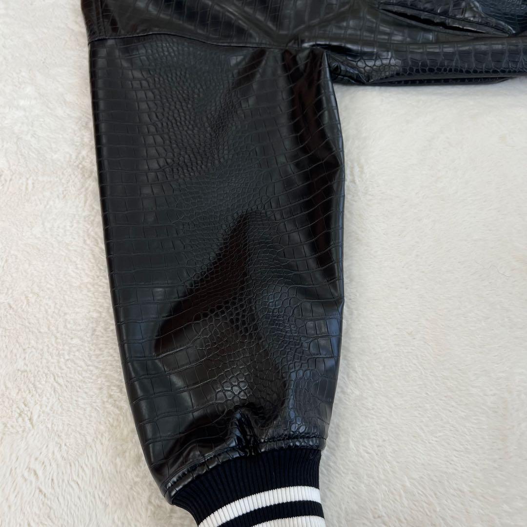 極美品✨ FUBU フェイクレザー　スタジャン フブ 黒 パイソン クロコダイル