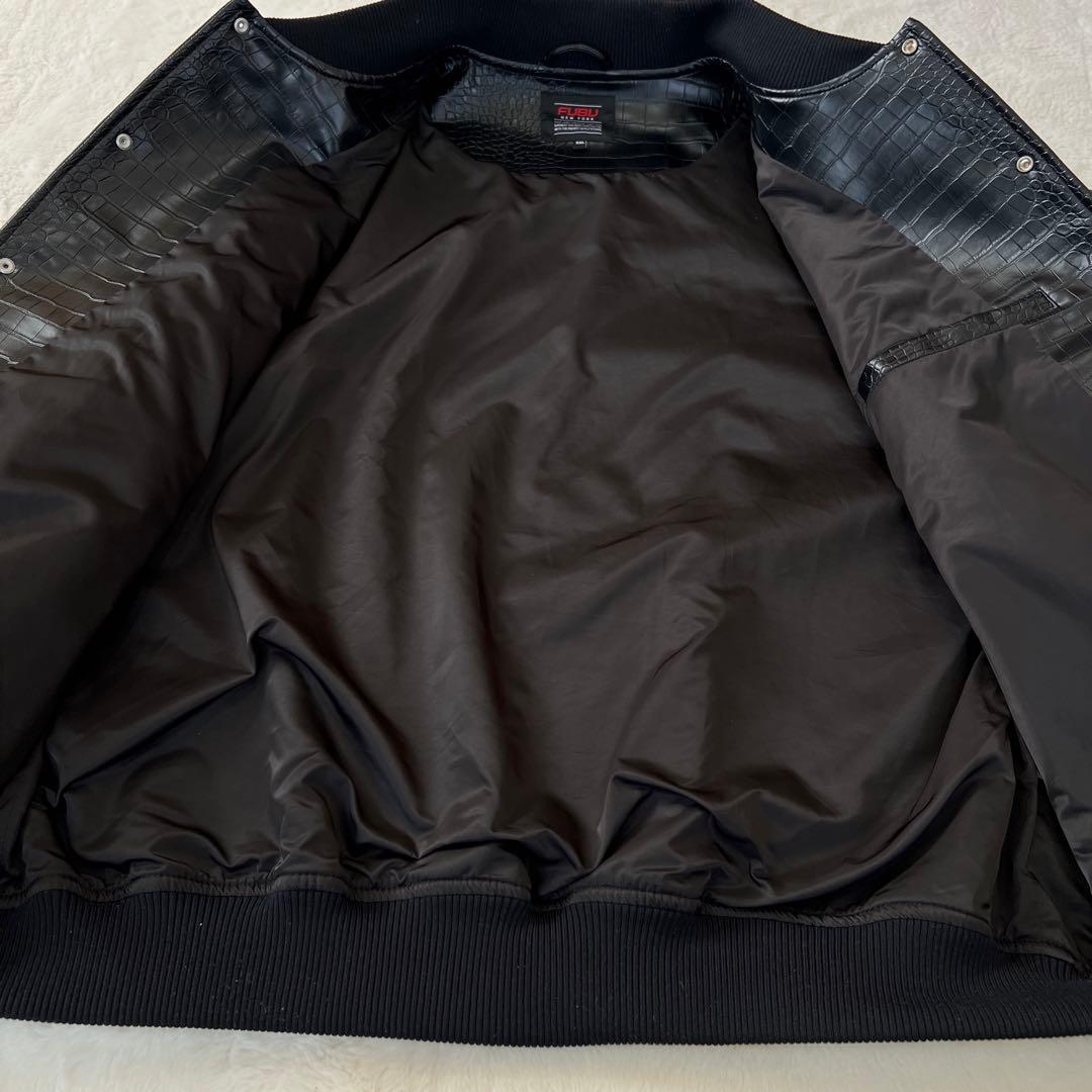 極美品✨ FUBU フェイクレザー　スタジャン フブ 黒 パイソン クロコダイル