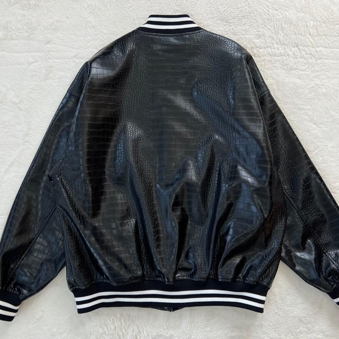 極美品✨ FUBU フェイクレザー　スタジャン フブ 黒 パイソン クロコダイル