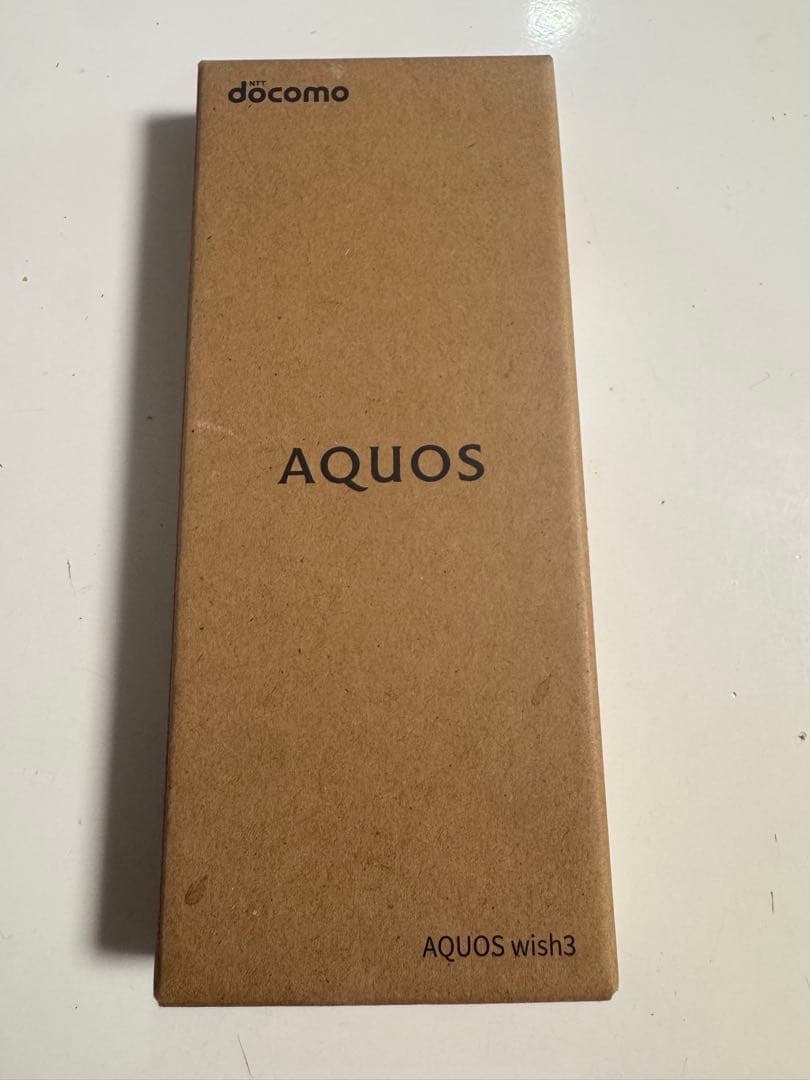 docomo AQUOS wish3 本体