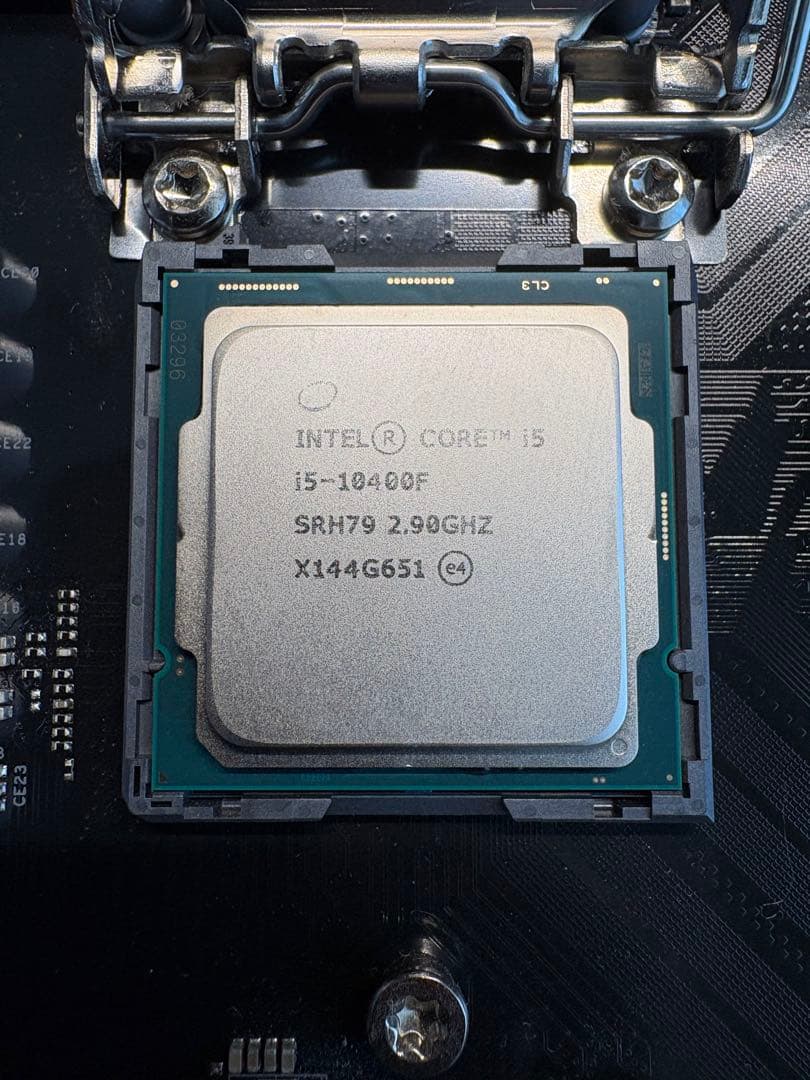 Intel Core i5-10400F マザーボード 16GBメモリ