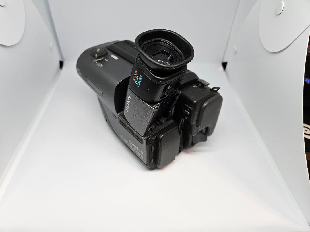 美品・動作良好 VideoHi8ソニー CCD-TR11高画質8ミリビデオカメラ