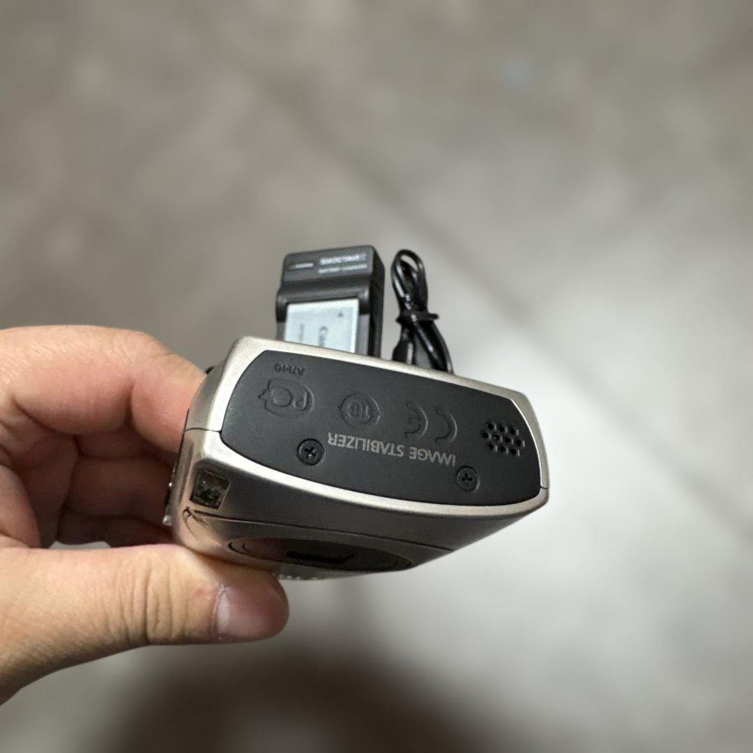 美品【コンパクトデジタルカメラ】Canon IXY 30S