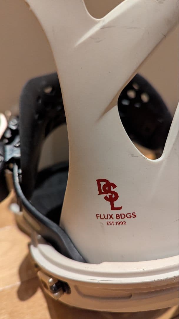 FLUX スノーボード ビンディング ホワイト/ブラック