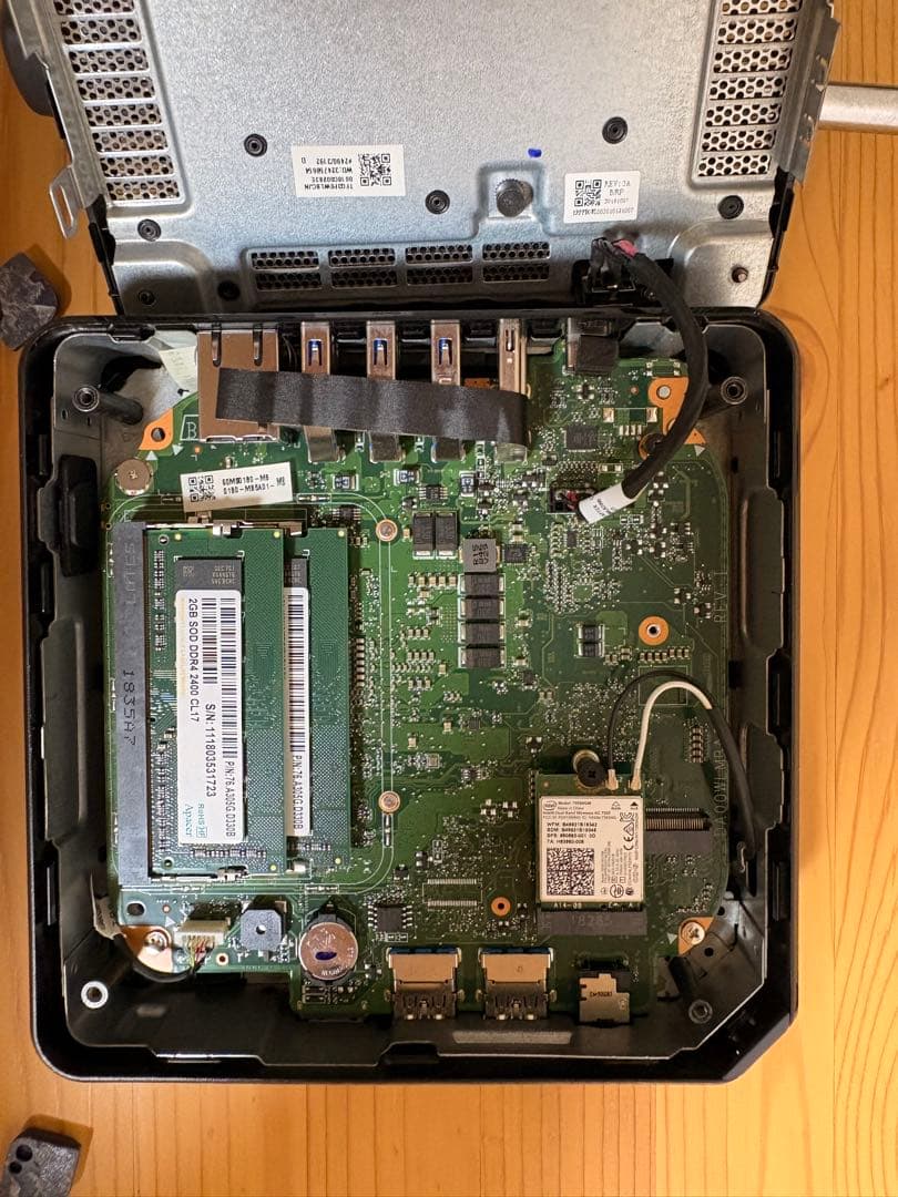 ASUS Chromebox 3 i7-8550U 第8世代 DDR4 4GB