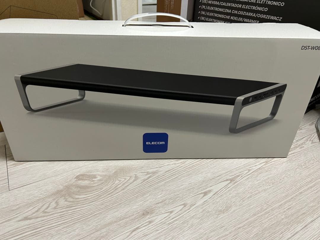 エレコム ドッキングステーション 12in1 モニタースタンド型 DST-W08