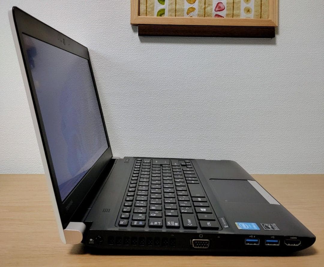 TOSHIBA dynabook Corei5 メモリ8GB SSD256GB