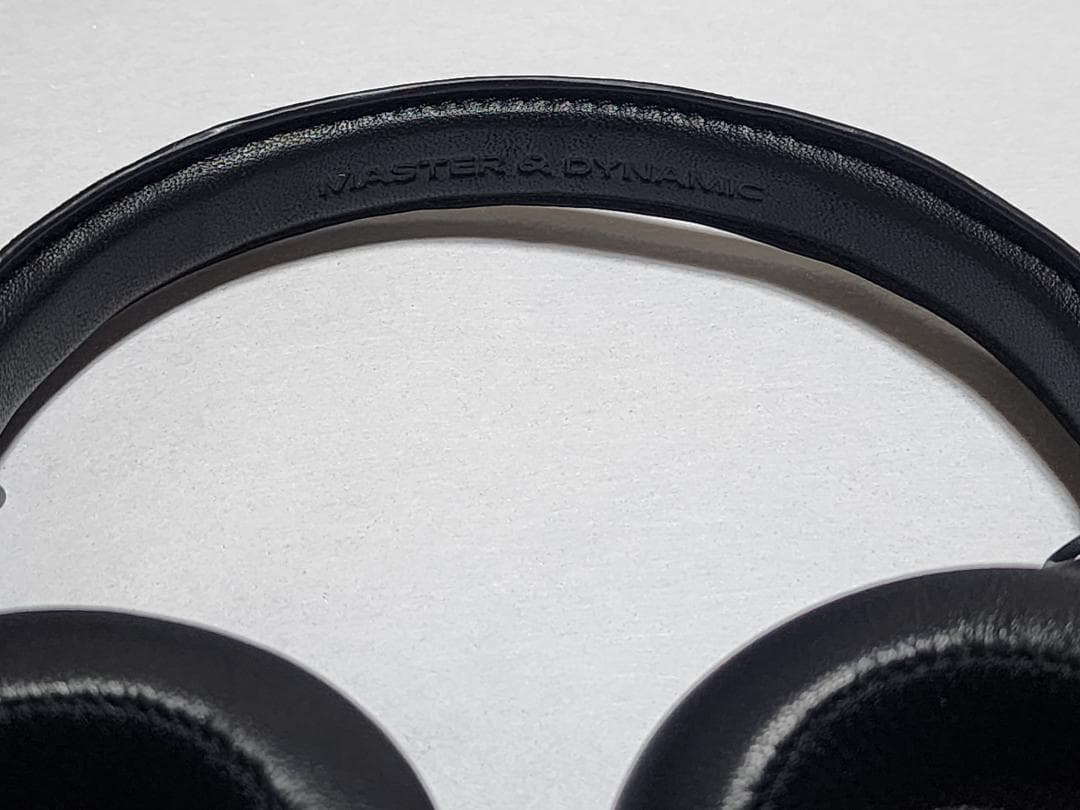 【美品】Master & Dynamic MH40 GUNL/BLACK