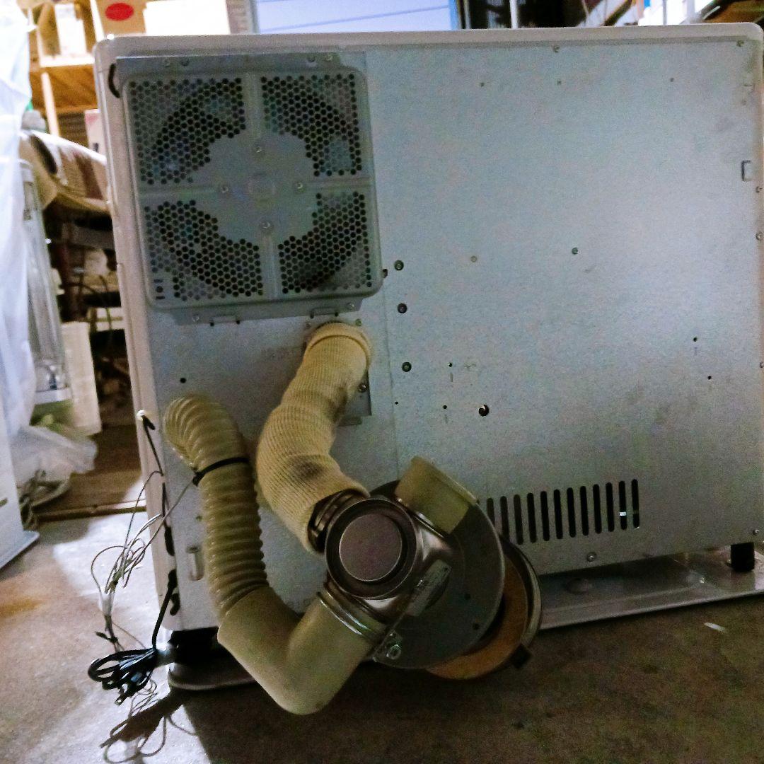 ☆コロナ 密閉式石油ストーブ ポット式 FF-6811PR 2011年製