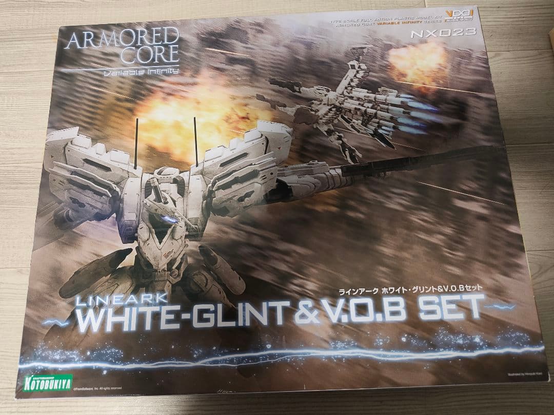 コトブキヤ ア一マ一ド・コア ラインアーク ホワイト・グリント&V.O.Bセット