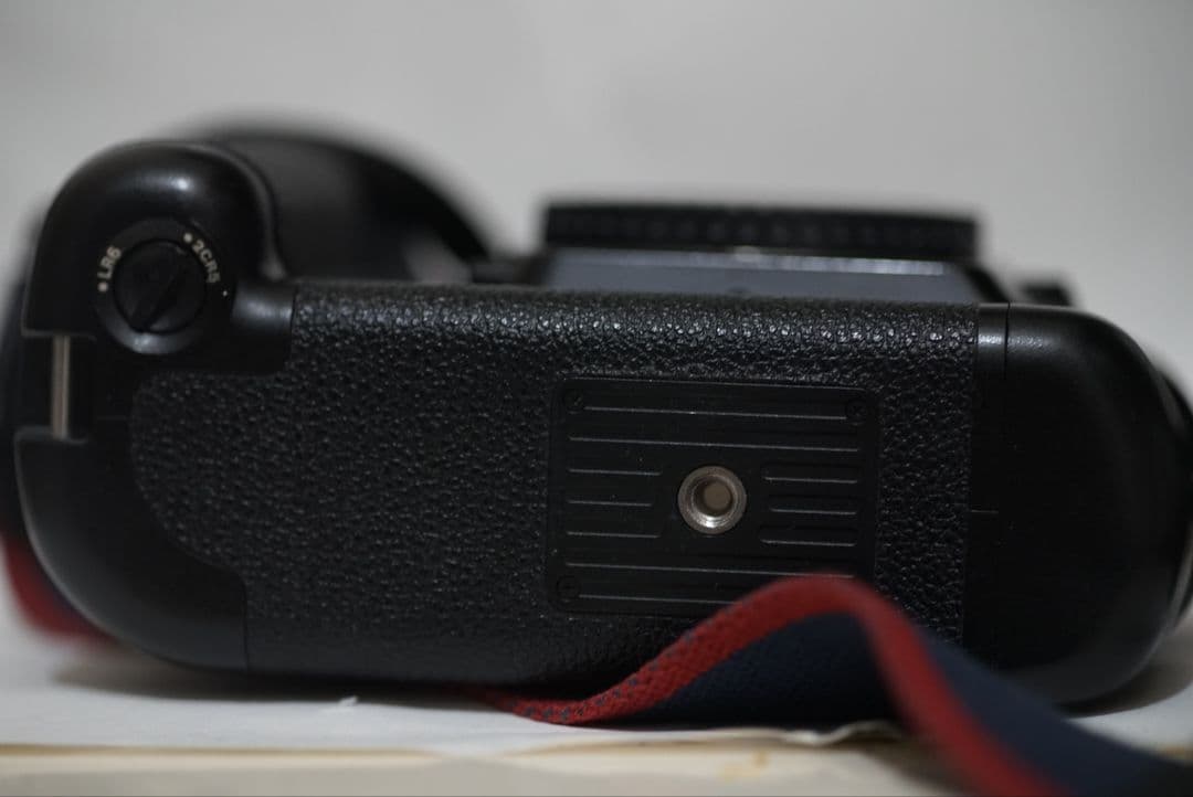 【美品】EOS-1N DP キヤノン Canon フィルム一眼レフ