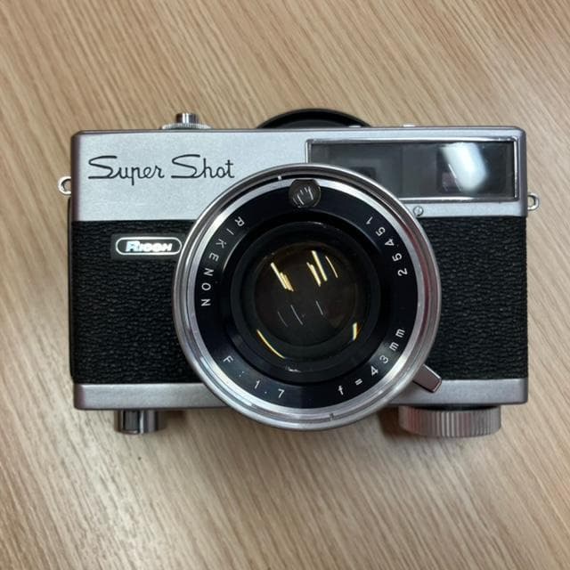 ●リコー　スーパーショット　カメラ
