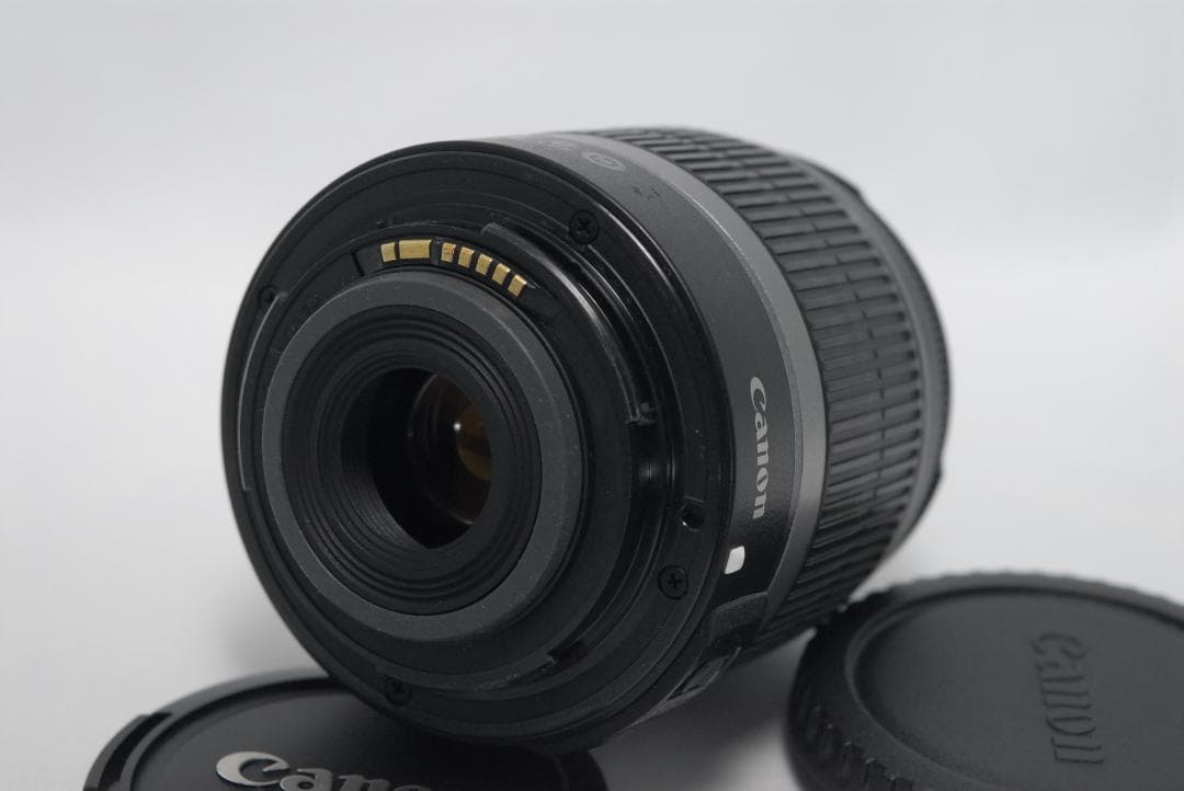 Canon Kiss X4☆入門機に最適☆一眼レフカメラ☆外箱付き