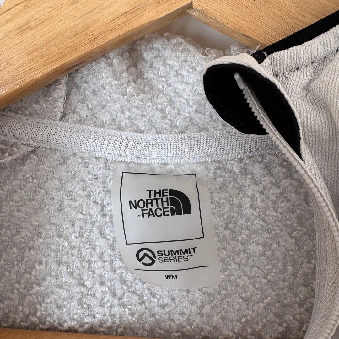 The North Faceエクスペディショングリッドフリースフルジップフーディ