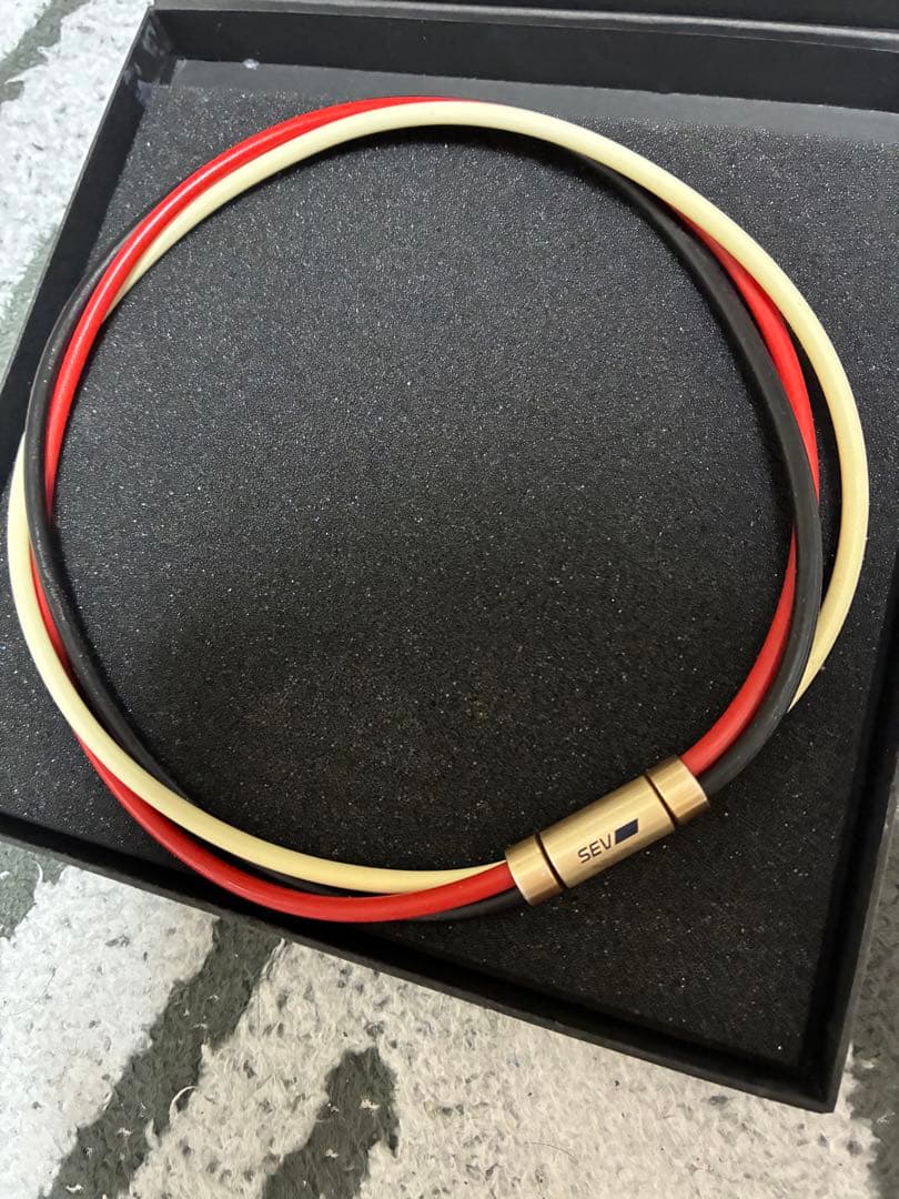 健康アクセサリー SEV size48