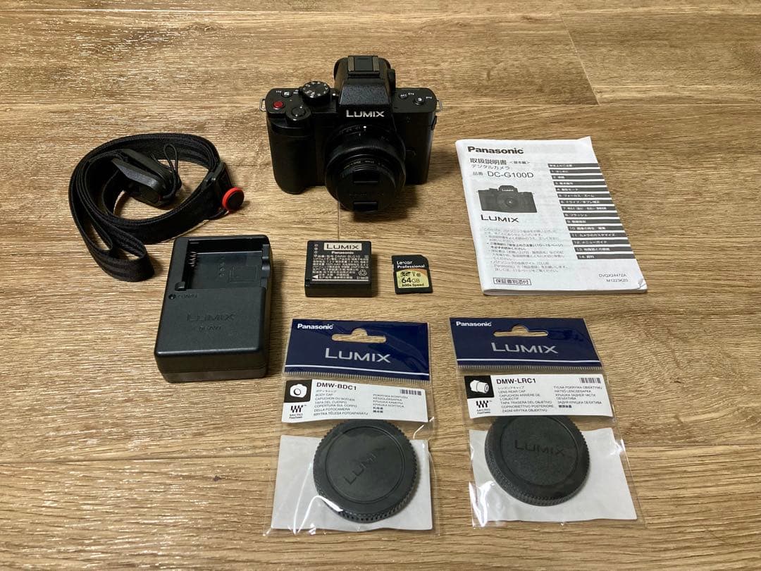 LUMIX DC-G100D 標準ズームレンズキット おまけ多数【中古美品】