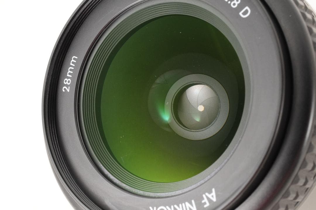 【広角単焦点】Nikon AF nikkor 28mm F2.8 D 美しいボケ
