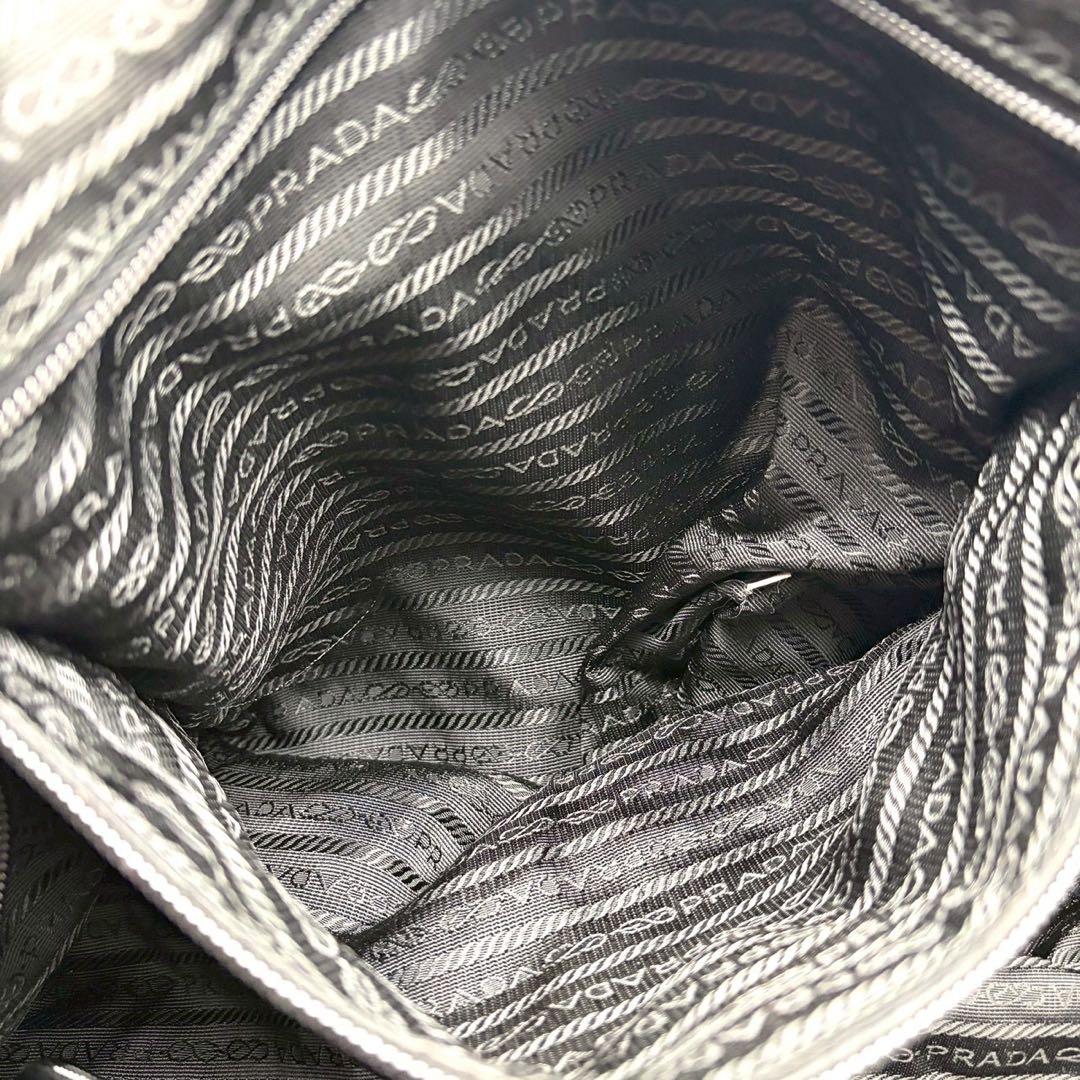 【美品】 プラダ　ナイロン　ボストンバッグ　三角ロゴ 2WAY ブラック