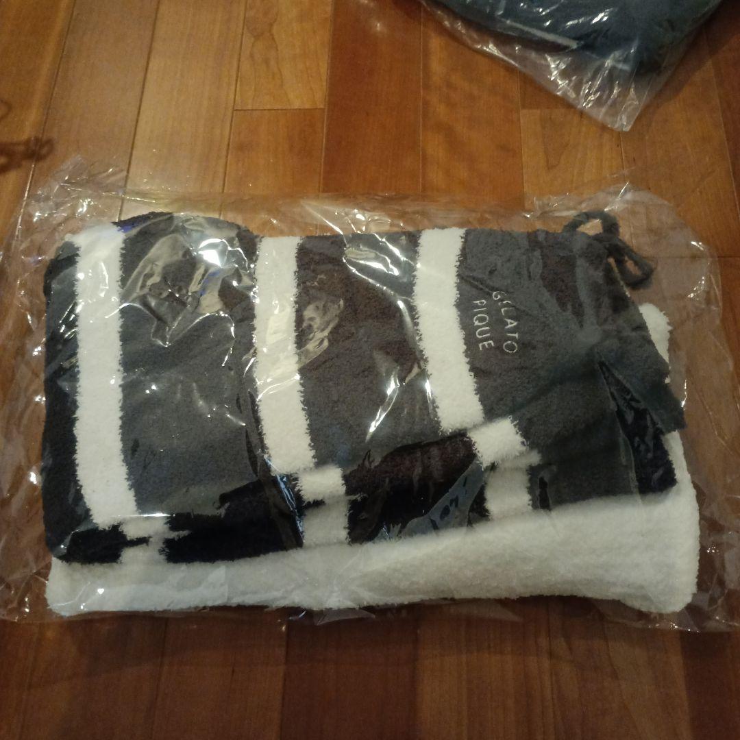 ジェラートピケ パウダーロゴジャガードプルオーバー&ロングパンツセット