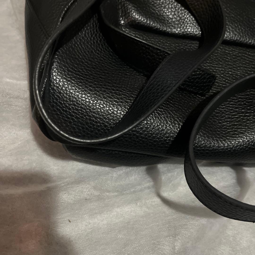 ヴィヴィアン　レザー　リュック