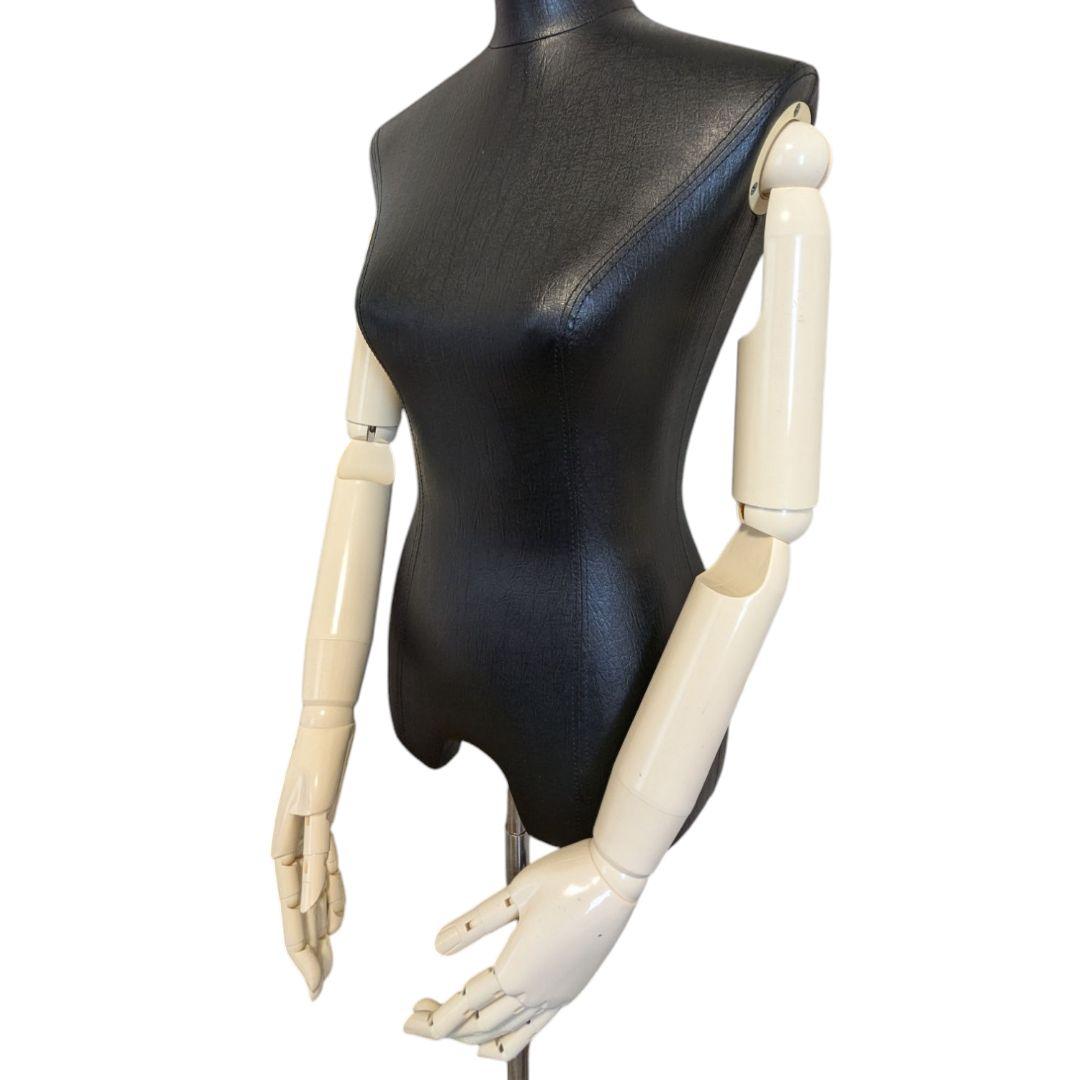 希少　トルソー　レディース　腕付き　 黒　ブラック　マネキン