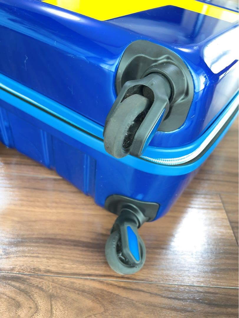 【ミク様】イノベーター キャリーケース【38L】機内持ち込み可