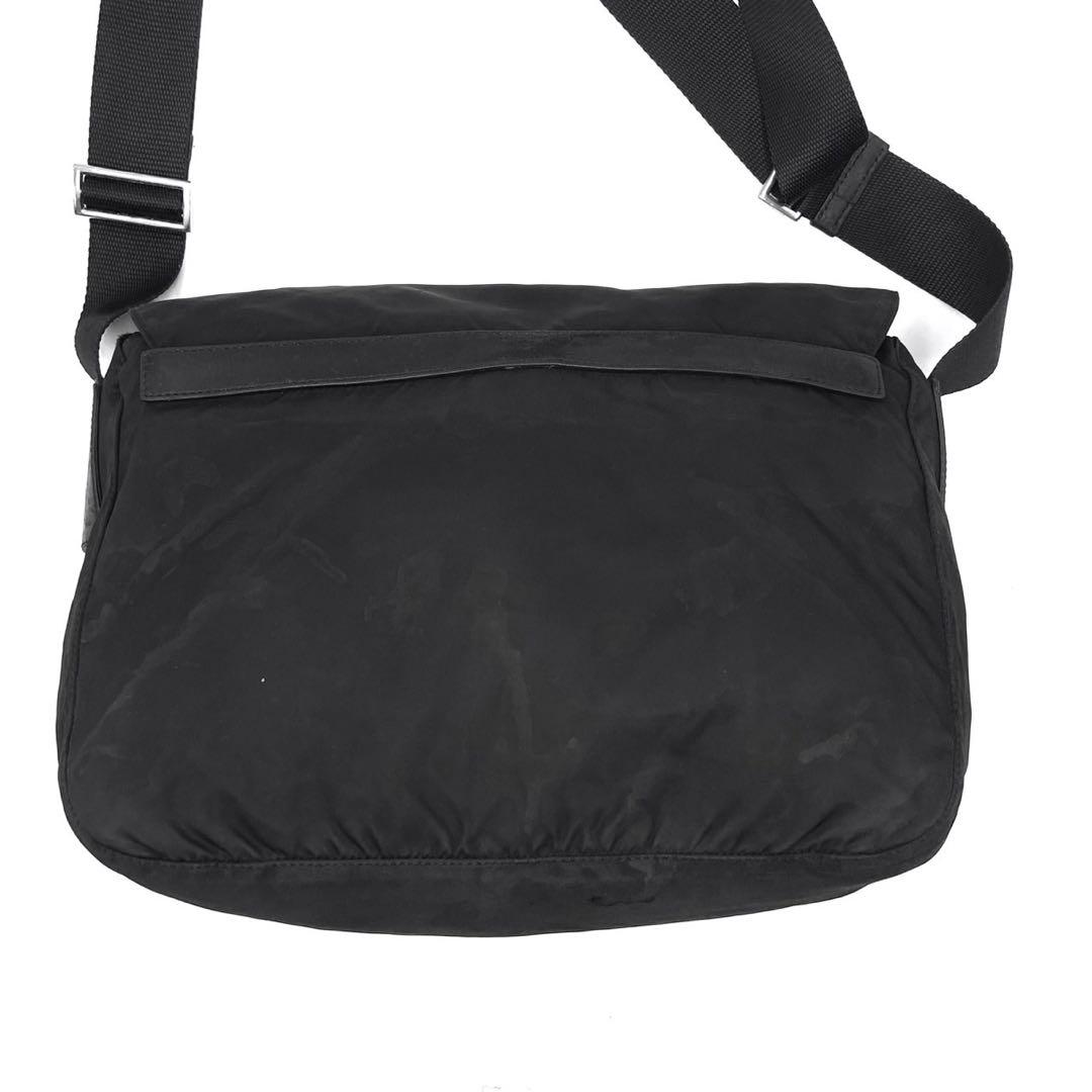 プラダ 三角ロゴ ショルダーバッグ メッセンジャーバッグ 白タグ ブラック