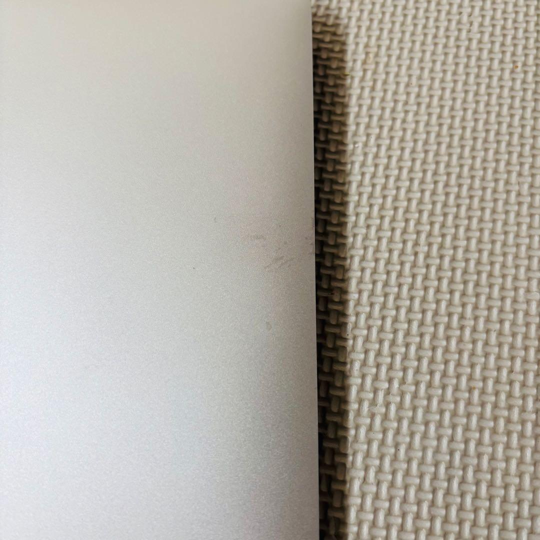 動作品｜MacBook Air (11-inch, Early 2015)