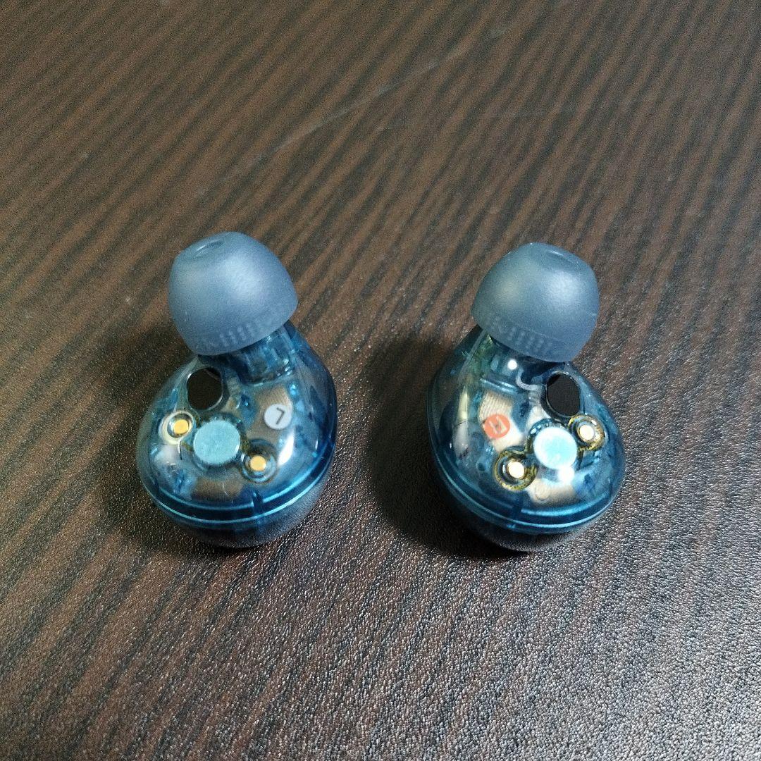 WF-C710N グラスブルー