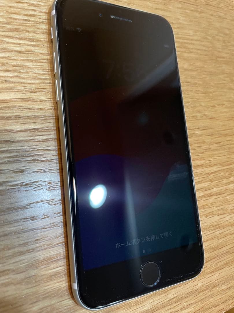 iPhone SE 第2世代 64GB SIMフリー ホワイト