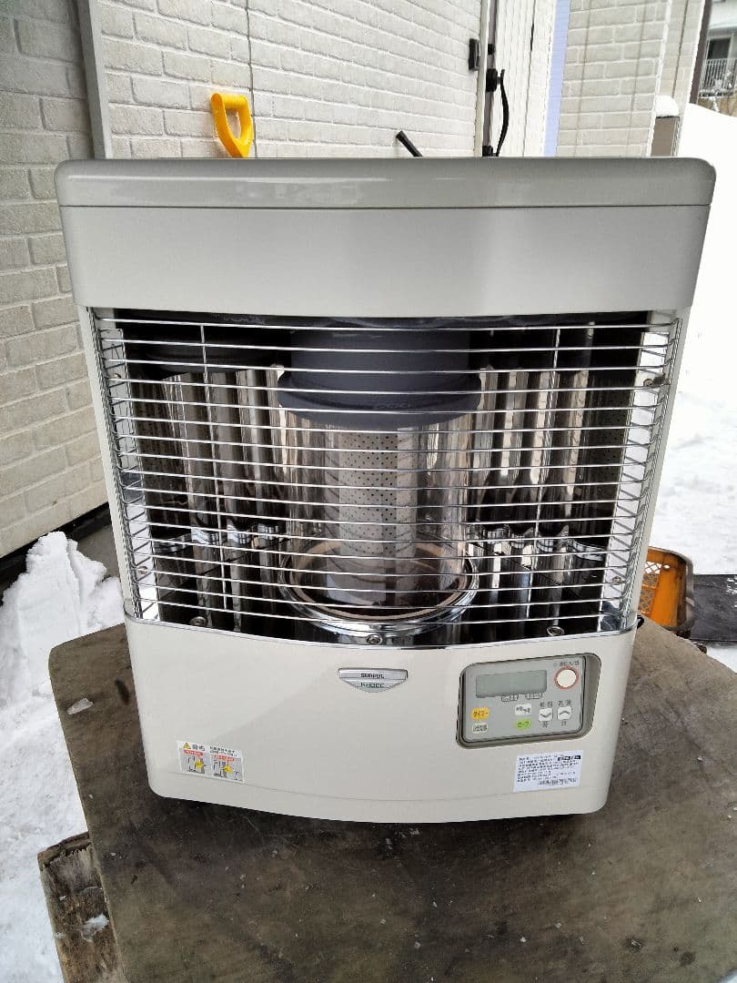 札幌発サンポットFF石油ストーブ！品番「FFR‐554KL」2017年式中古品