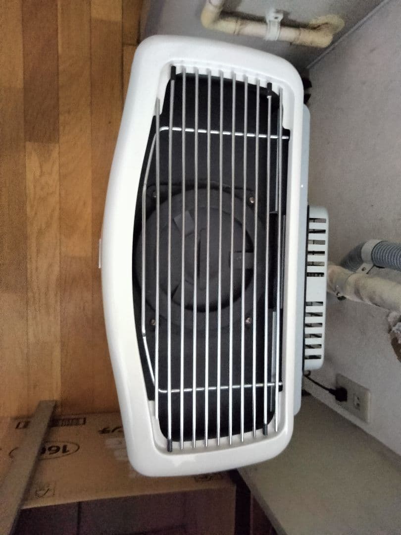 札幌発サンポットFF石油ストーブ！品番「FFR‐554KL」2017年式中古品