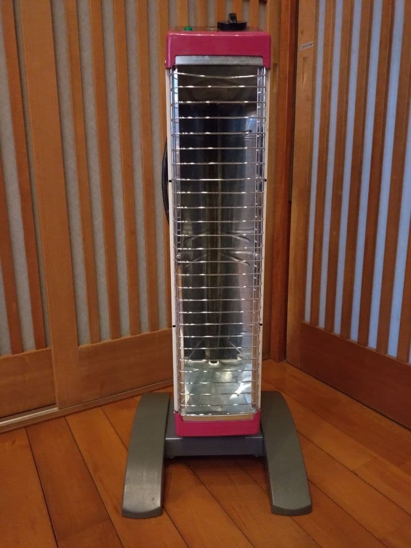 DAIKIN ストーブ ピンク色 強弱3段階