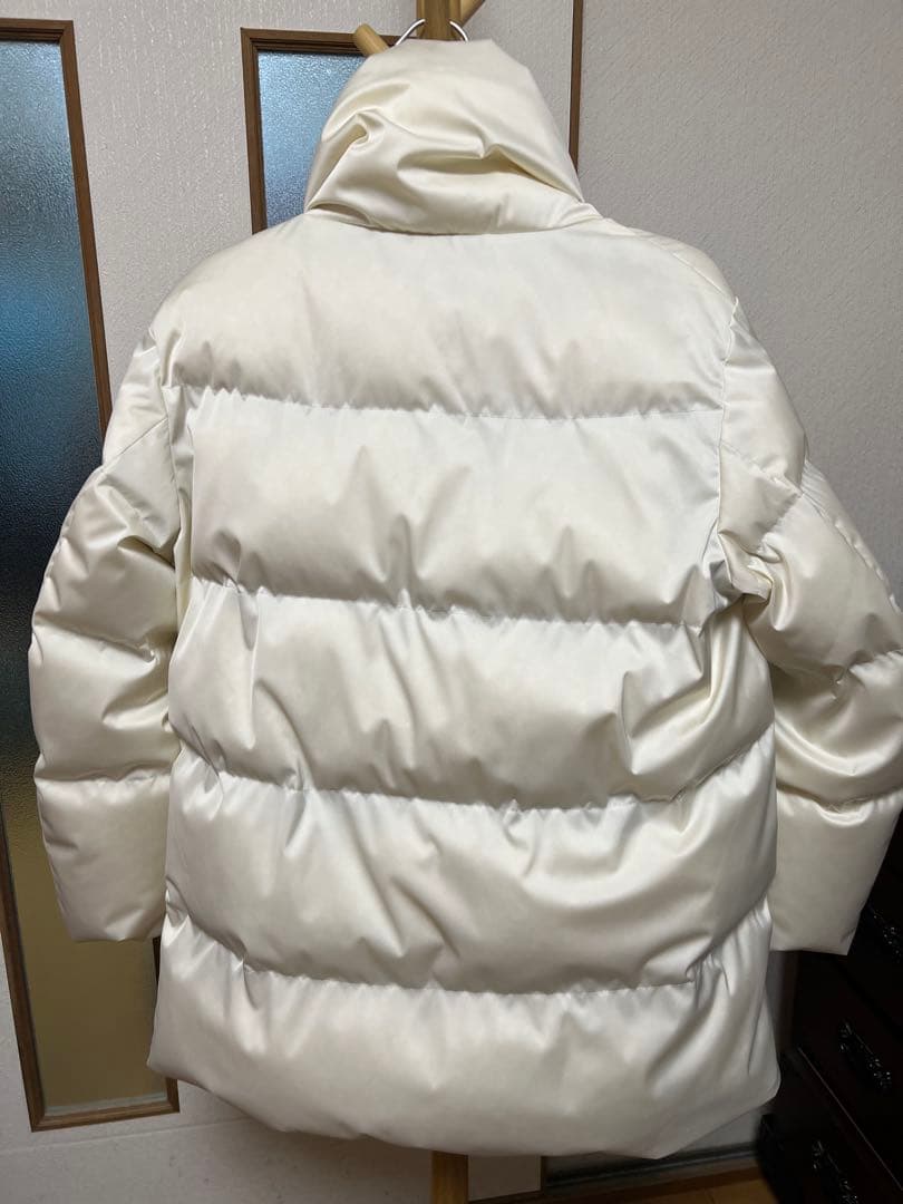 ダウンボリュームジャケット OFF WHITE UNIQLO➕J