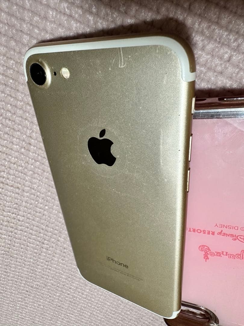 iPhone7 本体　ゴールド　作動確認済み