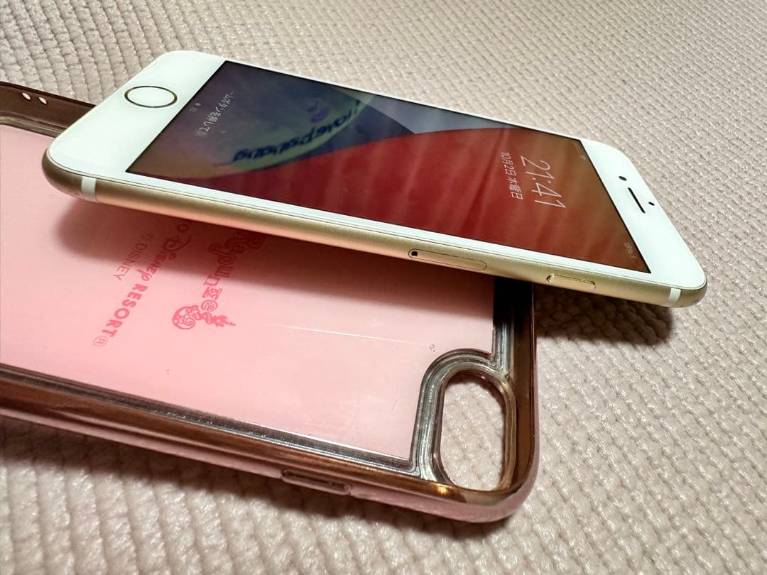 iPhone7 本体　ゴールド　作動確認済み