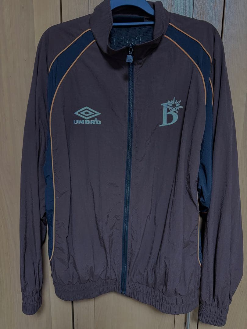 UMBRO ブラウン ナイロンジャケット　ビームス別注