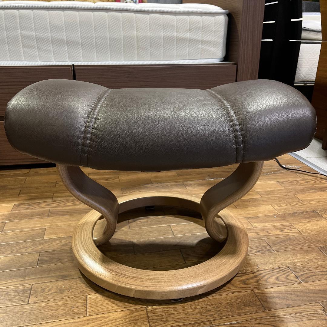 エコーネス コンサル Mサイズ ストレスレスチェア＆オットマン 極美品