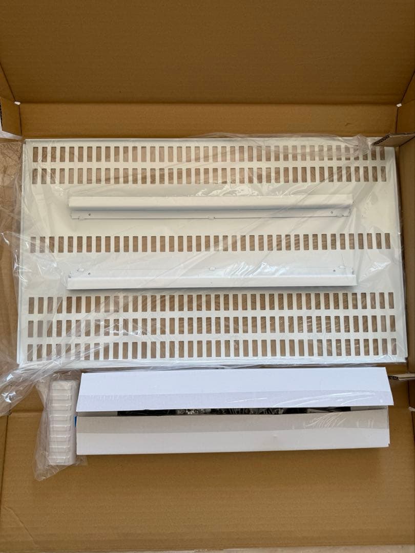 壁美人　Mサイズホワイト　37〜47型