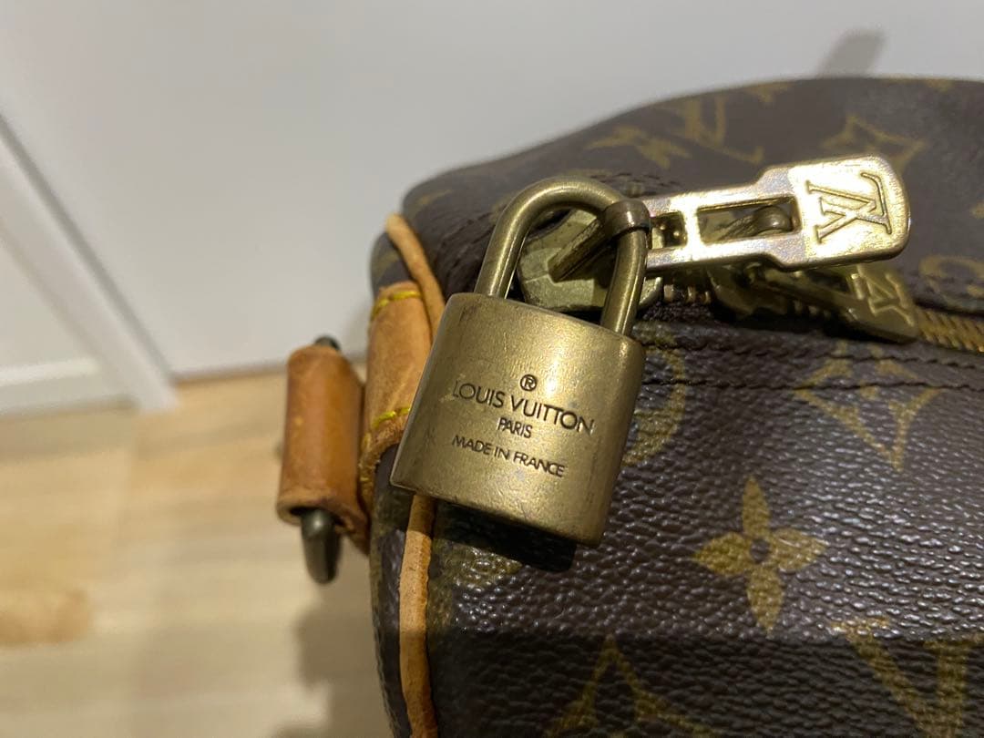 Louis Vuitton モノグラム　キーポル・バンドリエール50