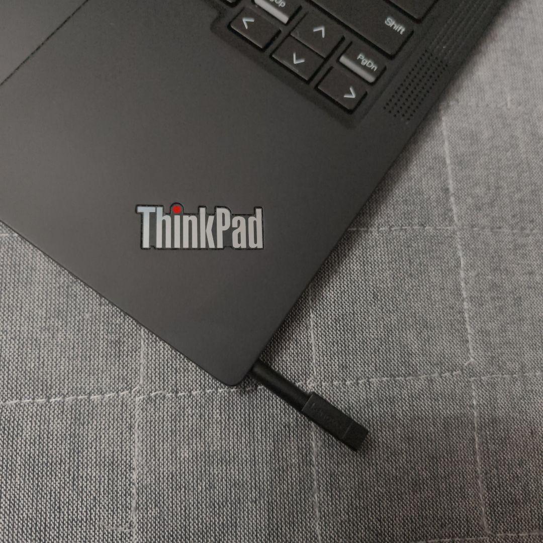 タッチ 美品 ThinkPad 爆速 13世代i5 16GB 512G 2IN1