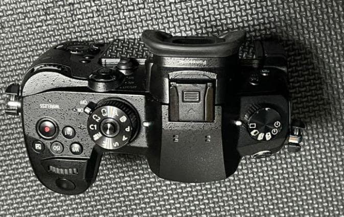 Panasonic GH5 レンズキット VARIO 14-140mm